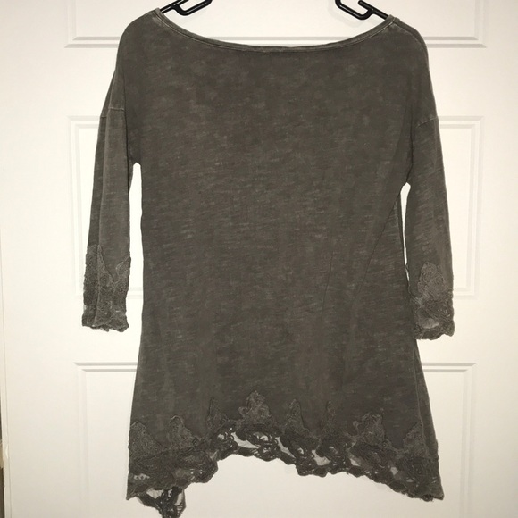 Top - Picture 3 of 3